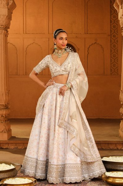 Maryam - Daisy Ivory Lehenga Set with Dupatta