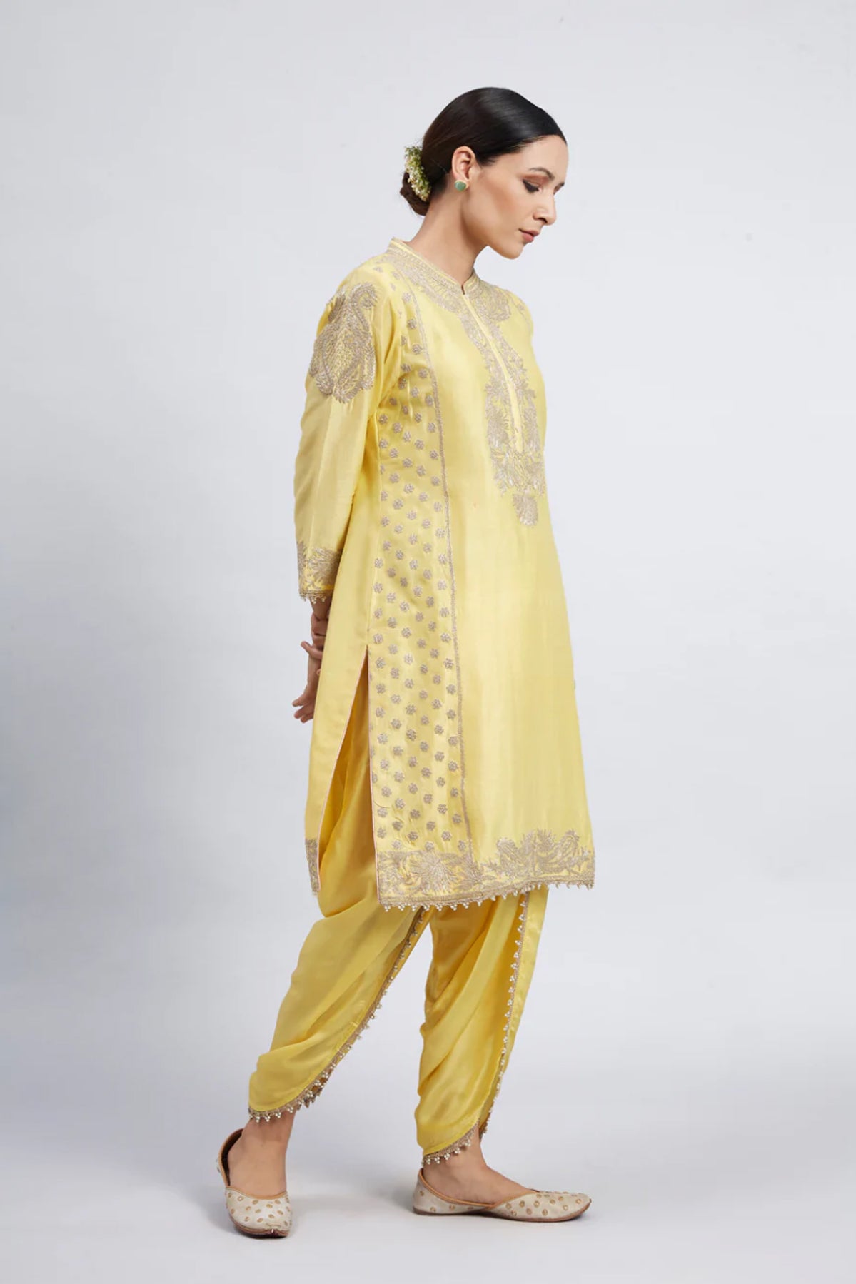 AABISH- PEARL EMBROIDERED KURTA SET